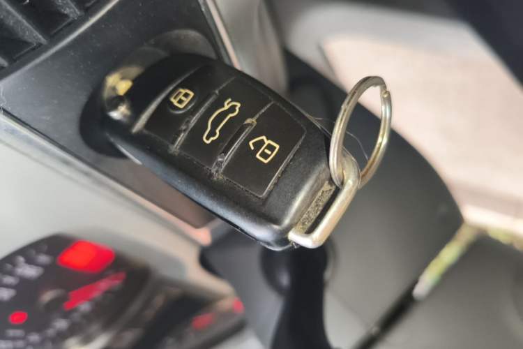 Used Audi A6L 2010 2.4L Comfort Edition Vehicle Key
