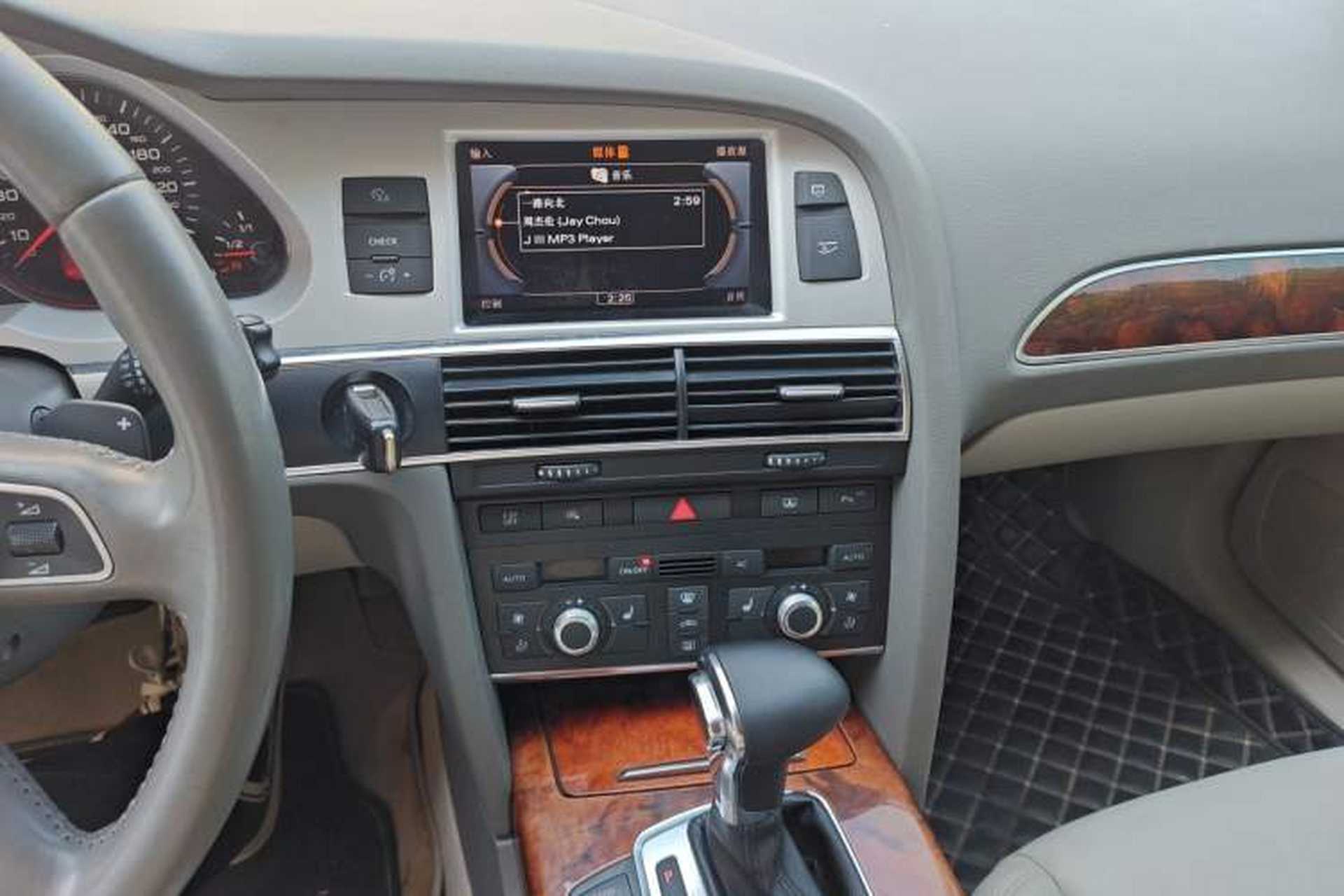 Used Audi A6L 2011 2.4L Comfort Edition Audio And AC Panel