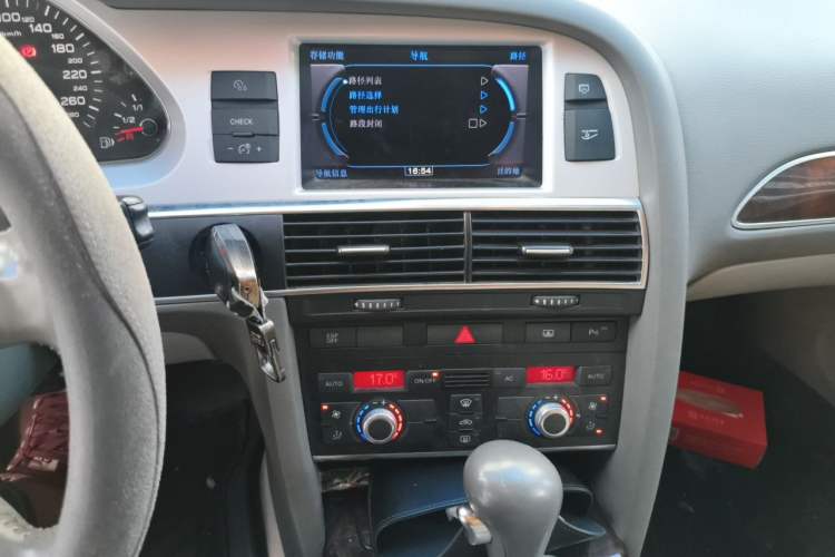 Used Audi A6L 2011 2.0 TFSI Automatic Standard Edition Audio And AC Panel