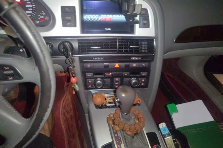 Used Audi A6L 2011 2.0 TFSI Automatic Standard Edition Audio And AC Panel