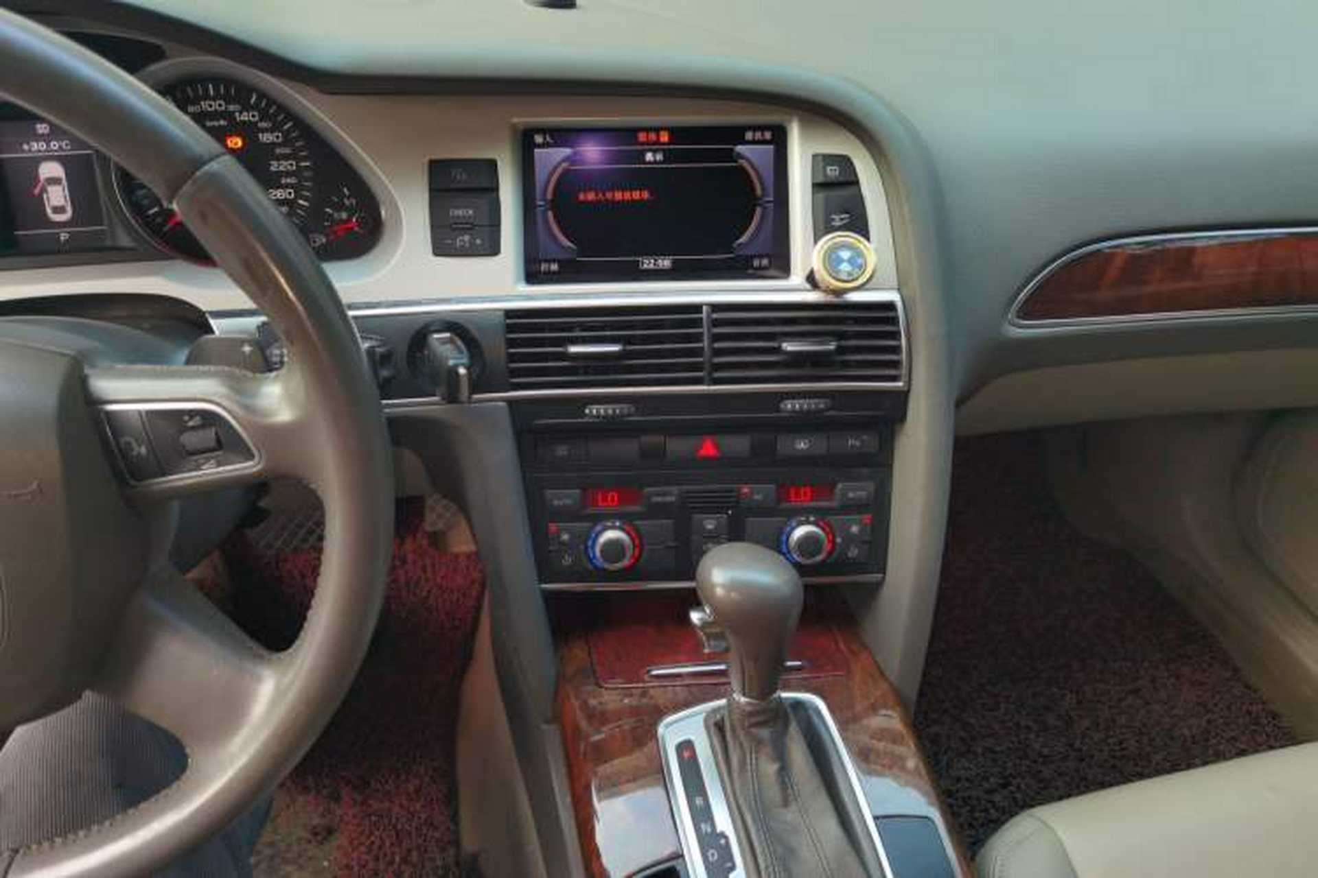Used Audi A6L 2011 2.0 TFSI Automatic Standard Edition Audio And AC Panel