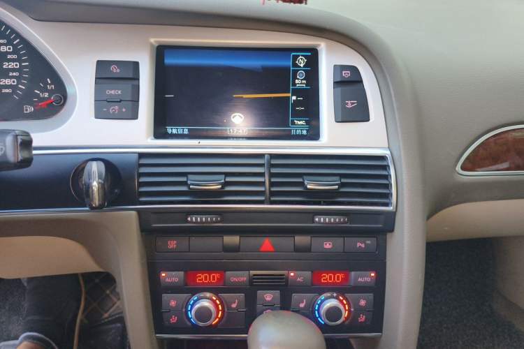 Used Audi A6L 2011 2.7 TDI Comfort Model Audio And AC Panel