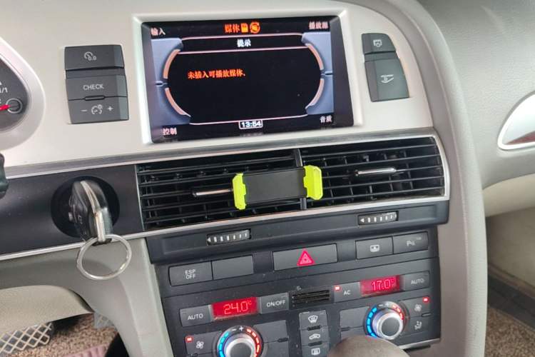 Used Audi A6L 2011 2.0 TFSI Automatic Standard Edition Audio And AC Panel