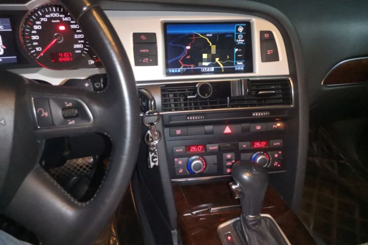 Used Audi A6L 2011 2.0 TFSI Automatic Standard Edition Audio And AC Panel