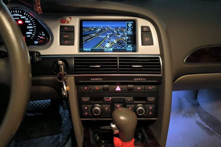 Used Audi A6L 2011 2.4L Technology Edition Audio And AC Panel