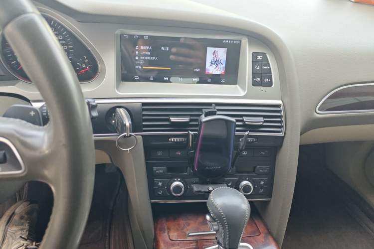 Used Audi A6L 2011 2.8 FSI Comfort Model Audio And AC Panel
