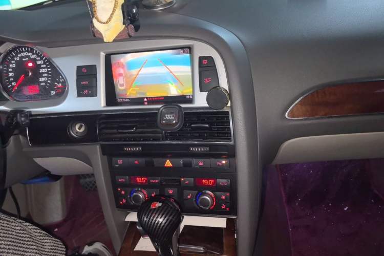Used Audi A6L 2011 2.4L Comfort Edition Audio And AC Panel