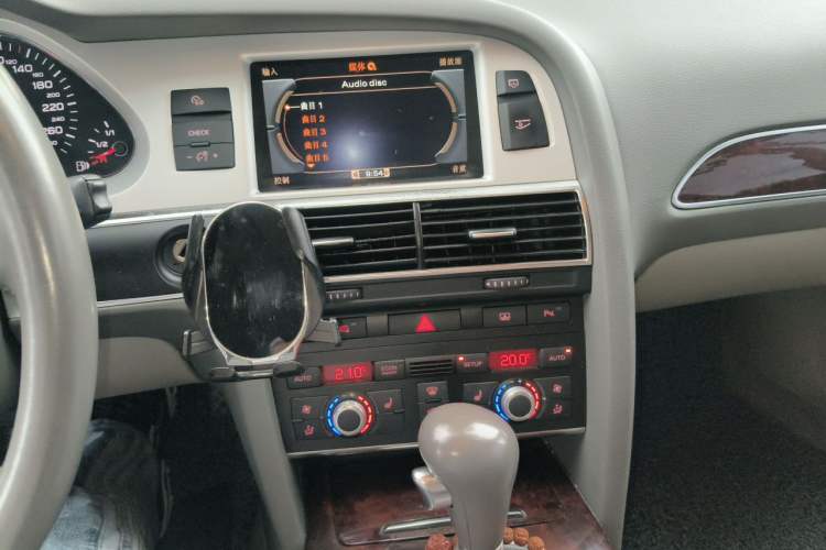 Used Audi A6L 2011 2.4L Technology Edition Audio And AC Panel