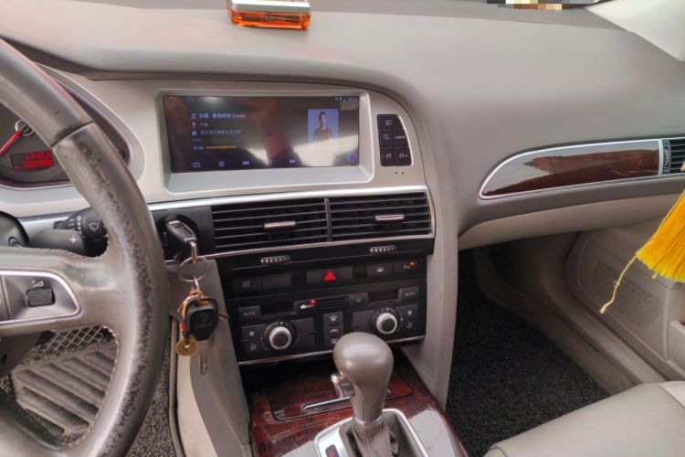 Used Audi A6L 2011 2.4L Technology Edition Audio And AC Panel