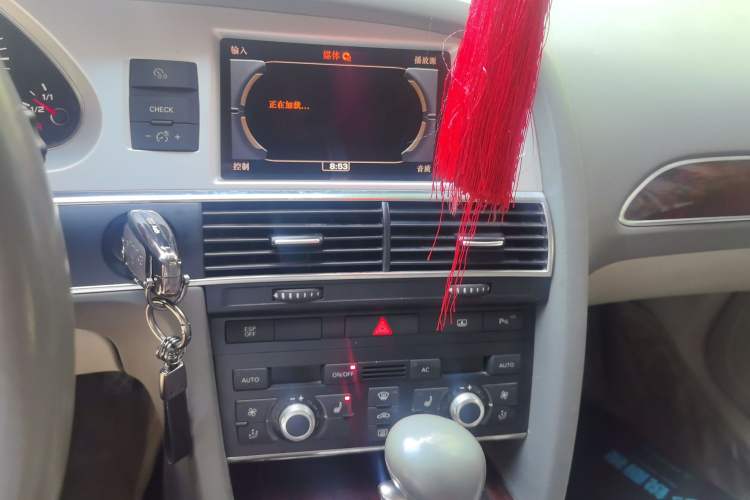 Used Audi A6L 2011 2.7 TDI Comfort Model Audio And AC Panel
