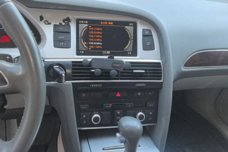 Used Audi A6L 2011 2.0 TFSI Automatic Standard Edition Audio And AC Panel