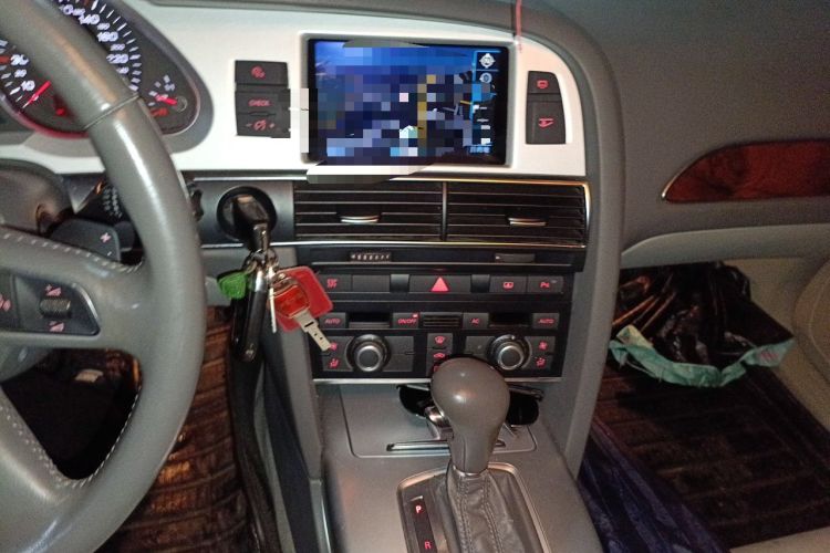 Used Audi A6L 2011 2.0 TFSI Automatic Standard Edition Audio And AC Panel