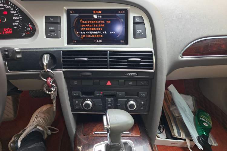 Used Audi A6L 2011 2.0 TFSI Automatic Standard Edition Audio And AC Panel