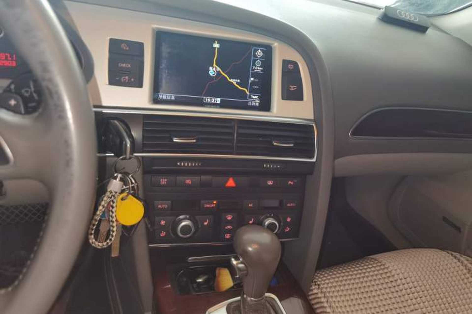 Used Audi A6L 2011 2.4L Comfort Edition Audio And AC Panel