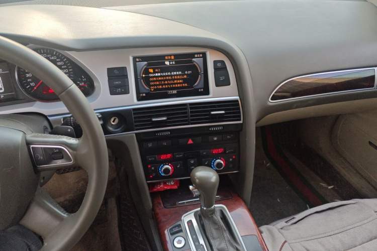 Used Audi A6L 2011 2.4L Technology Edition Audio And AC Panel