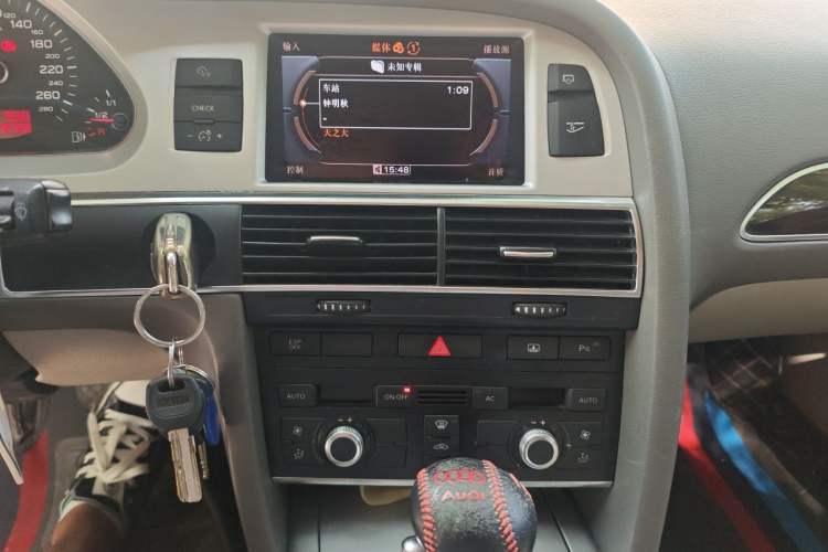 Used Audi A6L 2011 2.0 TFSI Automatic Standard Edition Audio And AC Panel
