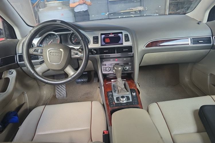 Used Audi A6L 2011 2.4L Technology Edition Center Console