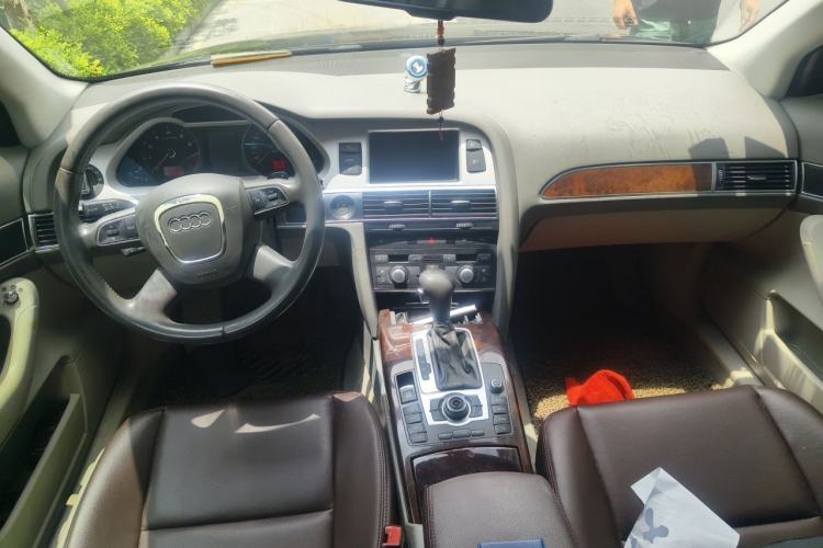 Used Audi A6L 2011 2.4L Technology Edition Center Console