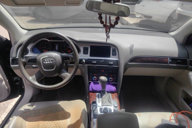 Used Audi A6L 2011 2.4L Technology Edition Center Console