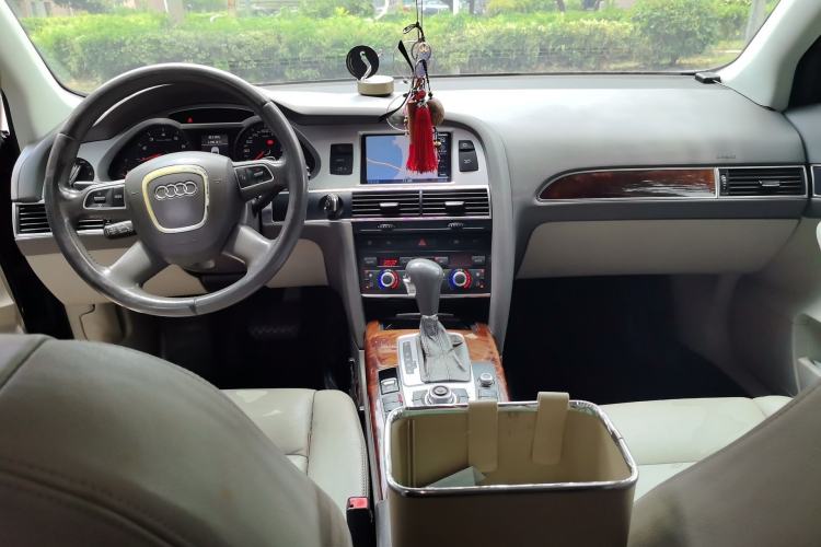 Used Audi A6L 2011 2.4L Technology Edition Center Console