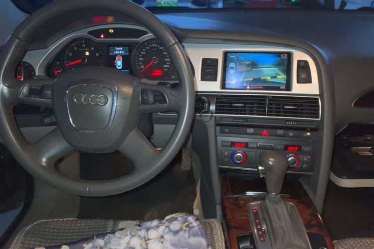 Used Audi A6L 2011 2.4L Technology Edition Center Console