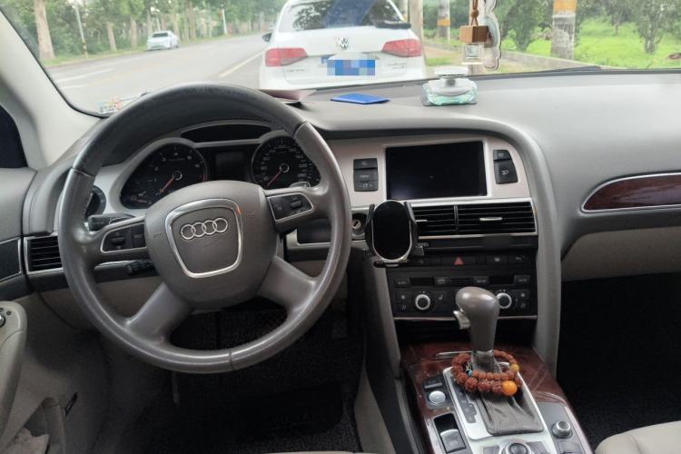 Used Audi A6L 2011 2.4L Technology Edition Center Console
