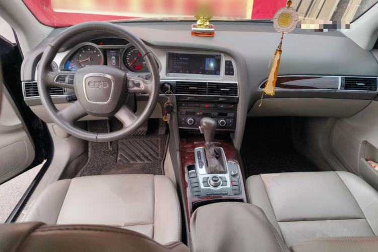 Used Audi A6L 2011 2.4L Technology Edition Center Console