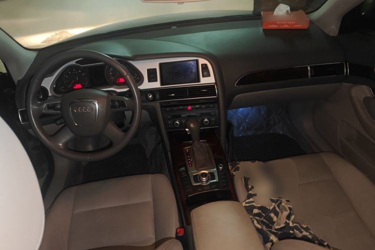 Used Audi A6L 2011 2.4L Technology Edition Center Console