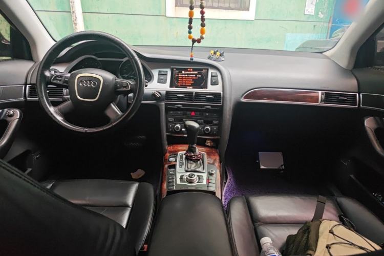 Used Audi A6L 2011 2.4L Technology Edition Center Console