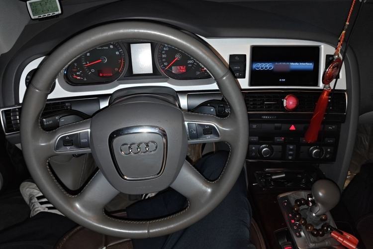 Used Audi A6L 2011 2.4L Technology Edition Center Console