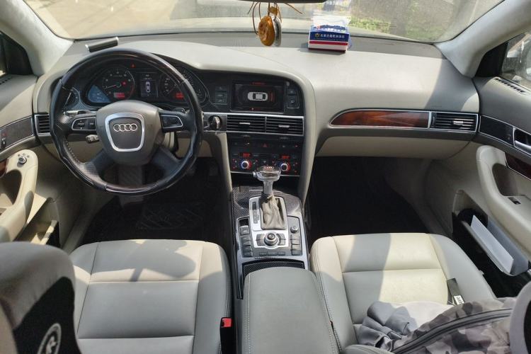 Used Audi A6L 2011 2.4L Technology Edition Center Console