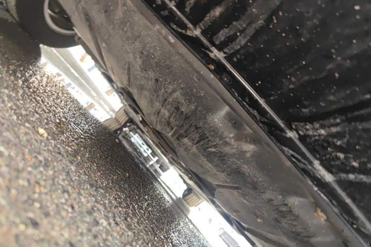 Used Audi A6L 2011 2.0 TFSI automatic Comfort trim Chassis Front