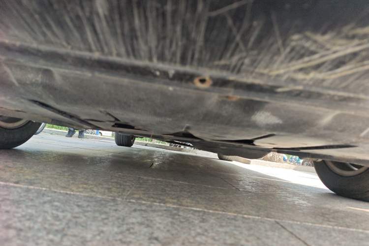Used Audi A6L 2011 2.0 TFSI Automatic Standard Edition Chassis Front