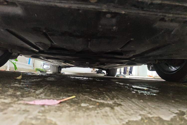 Used Audi A6L 2011 2.0 TFSI Automatic Standard Edition Chassis Front