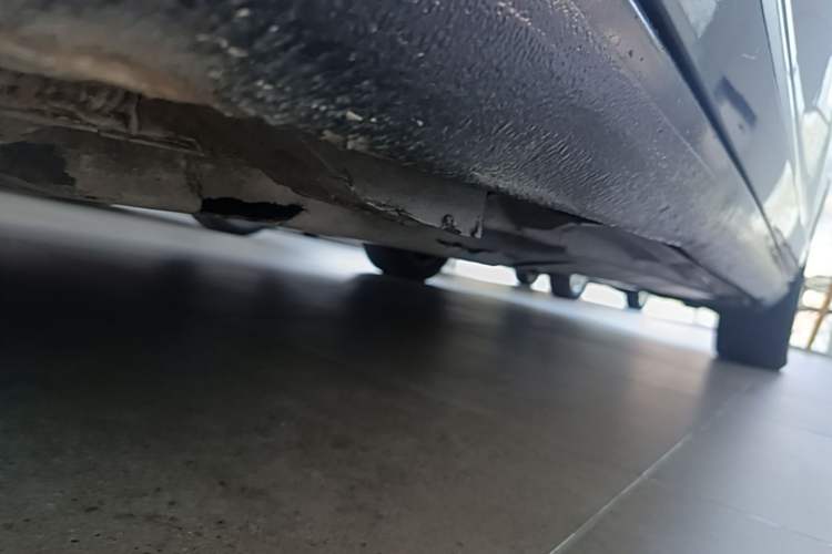 Used Audi A6L 2011 2.0 TFSI Automatic Standard Edition Chassis Front Left