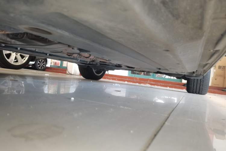 Used Audi A6L 2011 2.4L Comfort Edition Chassis Front Left