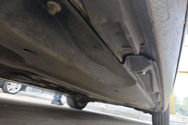 Used Audi A6L 2011 2.8 FSI Comfort Model Chassis Front Left