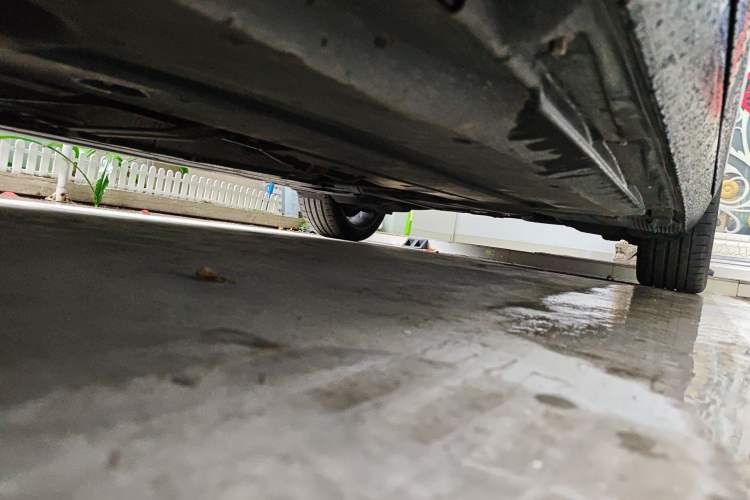 Used Audi A6L 2011 2.0 TFSI Automatic Standard Edition Chassis Front Left