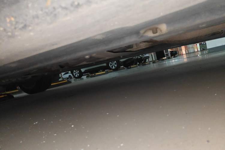 Used Audi A6L 2011 2.4L Comfort Edition Chassis Front Right