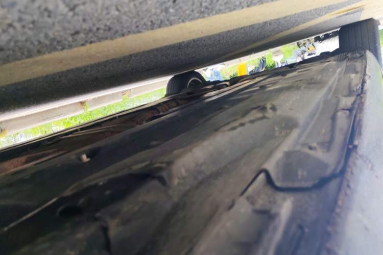 Used Audi A6L 2011 2.0 TFSI Automatic Standard Edition Chassis Front Right