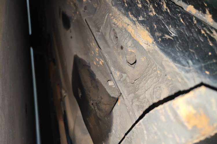 Used Audi A6L 2011 2.0 TFSI Automatic Standard Edition Chassis Front Right