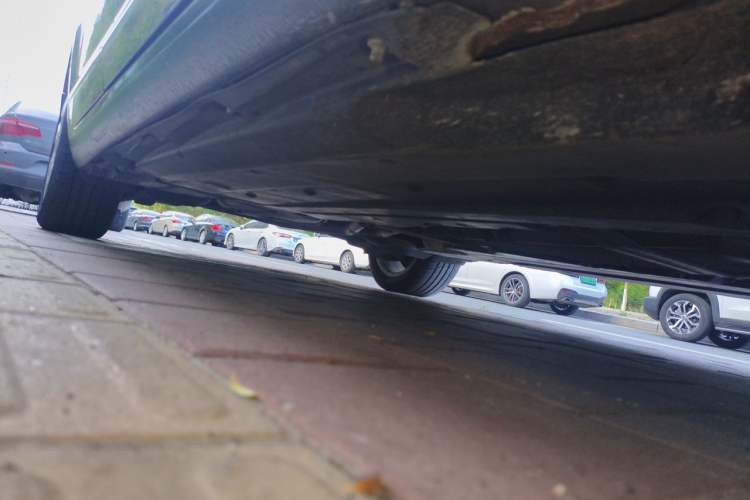 Used Audi A6L 2011 2.7 TDI Comfort Model Chassis Front Right