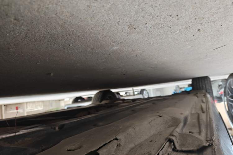 Used Audi A6L 2011 2.0 TFSI Automatic Standard Edition Chassis Front Right