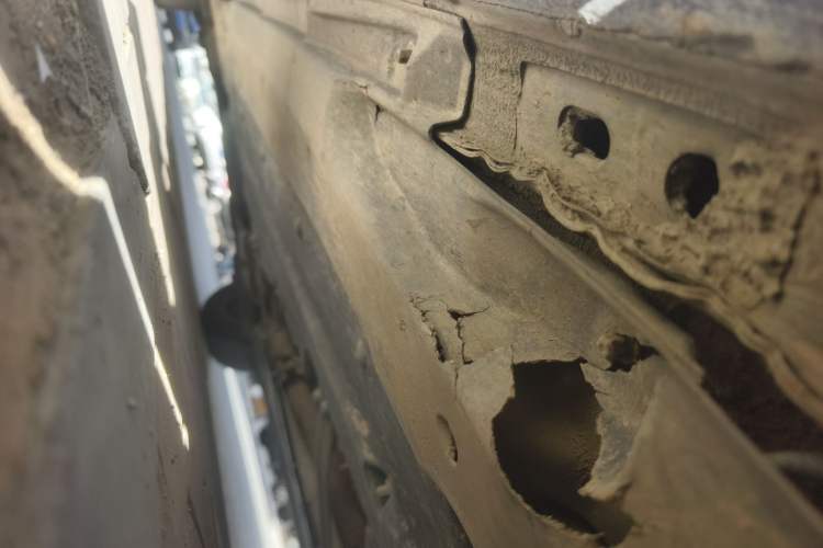 Used Audi A6L 2011 2.0 TFSI Automatic Standard Edition Chassis Front Right