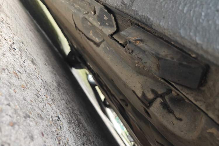 Used Audi A6L 2011 2.4L Comfort Edition Chassis Front Right