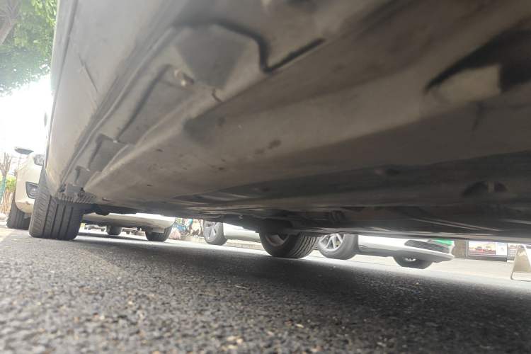 Used Audi A6L 2011 2.7 TDI Comfort Model Chassis Front Right