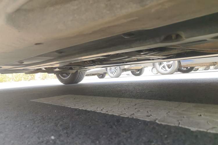 Used Audi A6L 2011 2.4L Comfort Edition Chassis Front Right