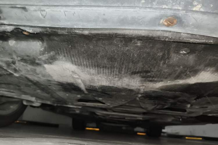Used Audi A6L 2011 2.4L Luxury Edition Chassis Front