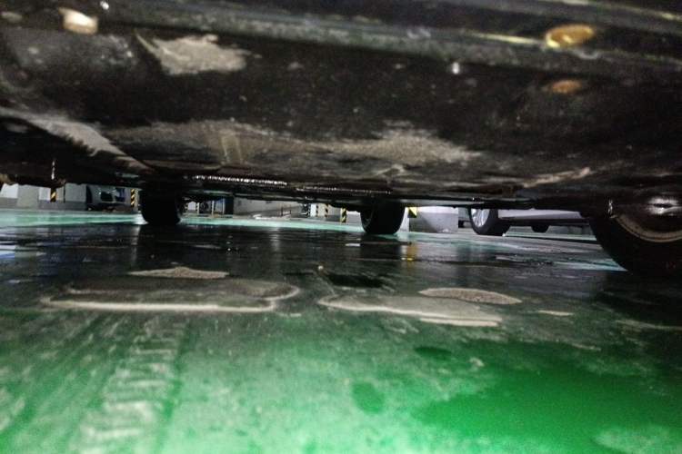 Used Audi A6L 2011 2.0 TFSI Automatic Standard Edition Chassis Front