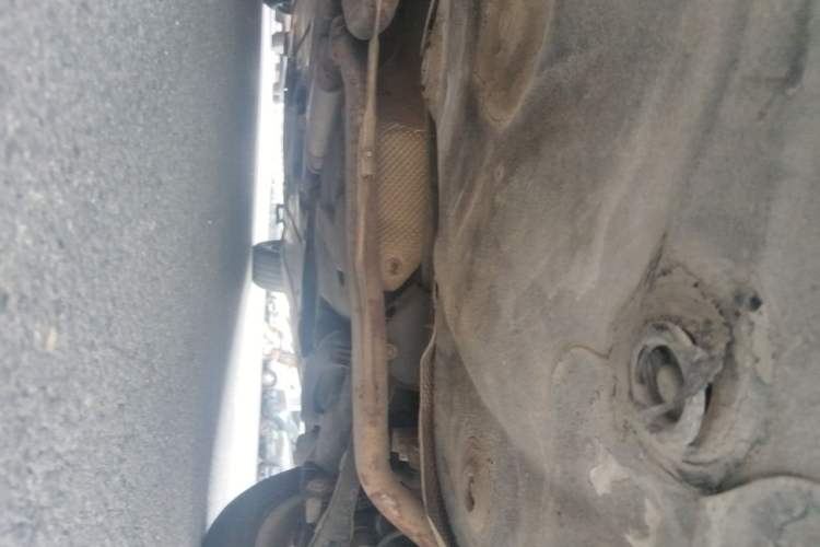 Used Audi A6L 2011 2.0 TFSI automatic Comfort trim Chassis Rear